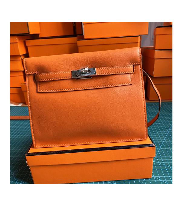 Hermes Kelly 22cm DanSe Orange Original Swift Leather Silver Metal Handbag