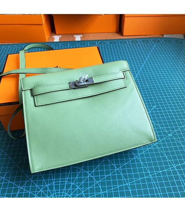 Hermes Kelly 22cm DanSe Apple Green Original Swift Leather Silver Metal Handbag