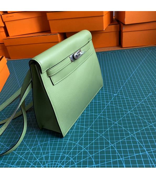 Hermes Kelly 22cm DanSe Apple Green Original Swift Leather Silver Metal Handbag