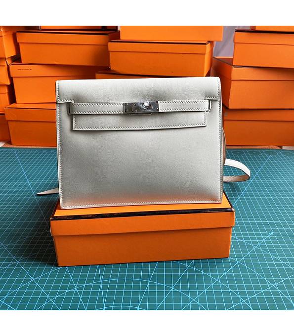 Hermes Kelly 22cm DanSe Pearl Grey Original Swift Leather Silver Metal Handbag