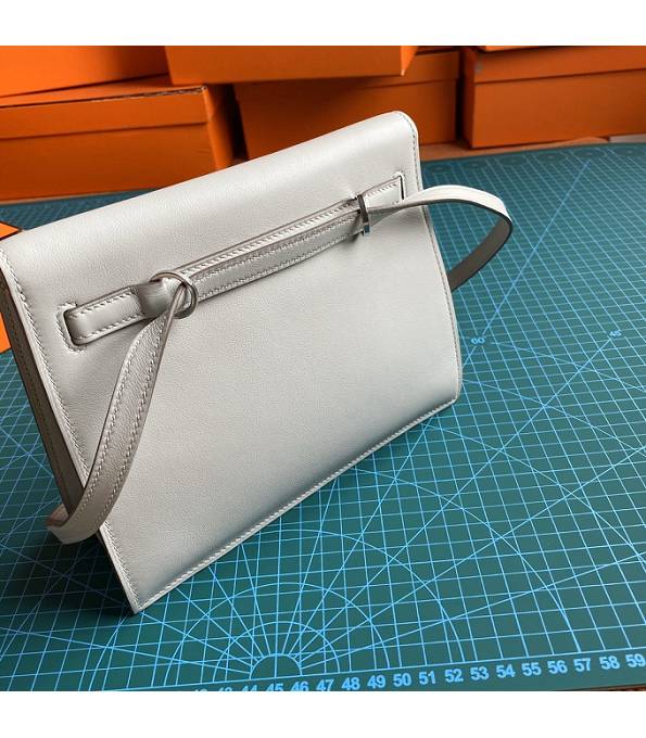 Hermes Kelly 22cm DanSe Pearl Grey Original Swift Leather Silver Metal Handbag