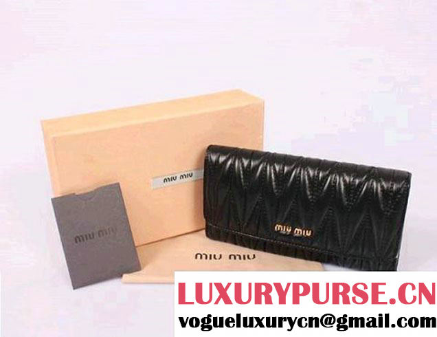 miu miu Matelasse Shiny Calf Leather Wallet 8008 Black